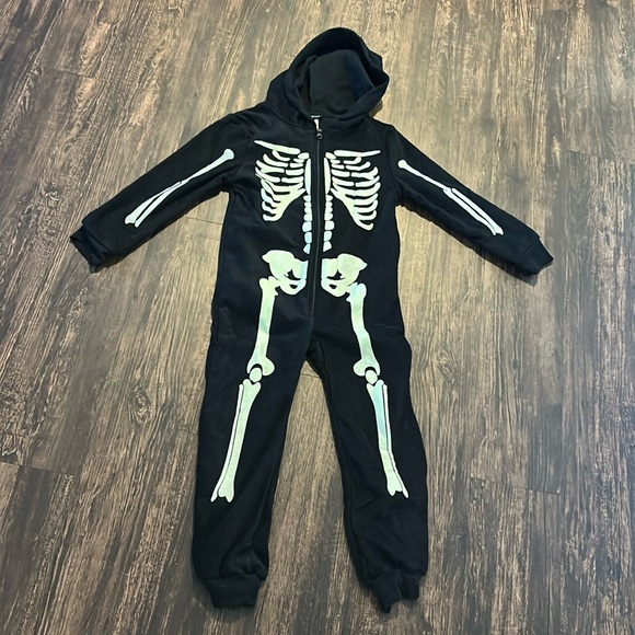 Skeleton Costume - Picture 1 of 2